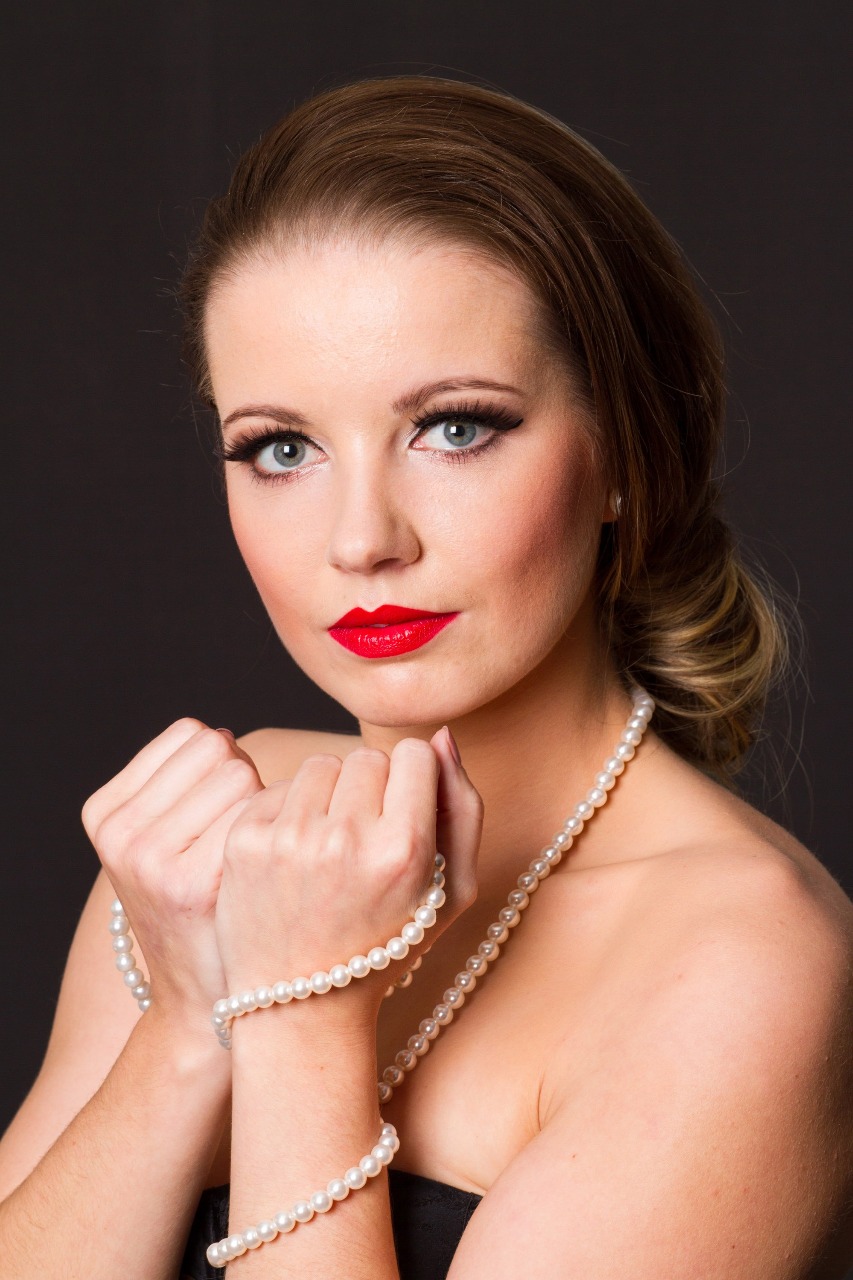 Svatební make-up, výsledek práce vizážistky